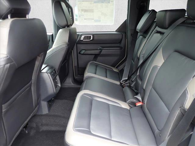 New 2026 Ford Bronco Outer Banks AWD/4WD image 9