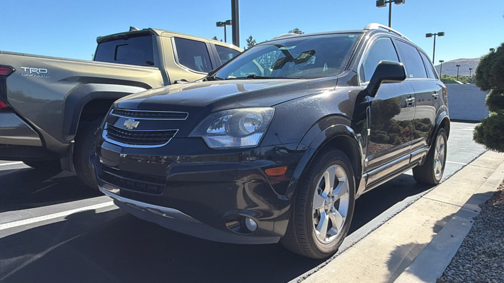 Used 2015 Chevrolet Captiva Sport LTZ FWD image 4