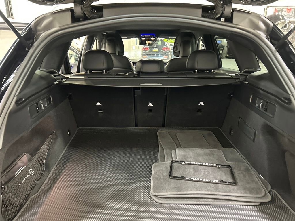 Used 2025 Mercedes-Benz GLC 300 GLC 300 image 24