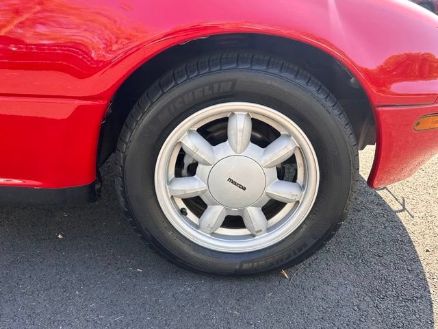 Used 1990 MAZDA MX-5 Miata RWD image 13