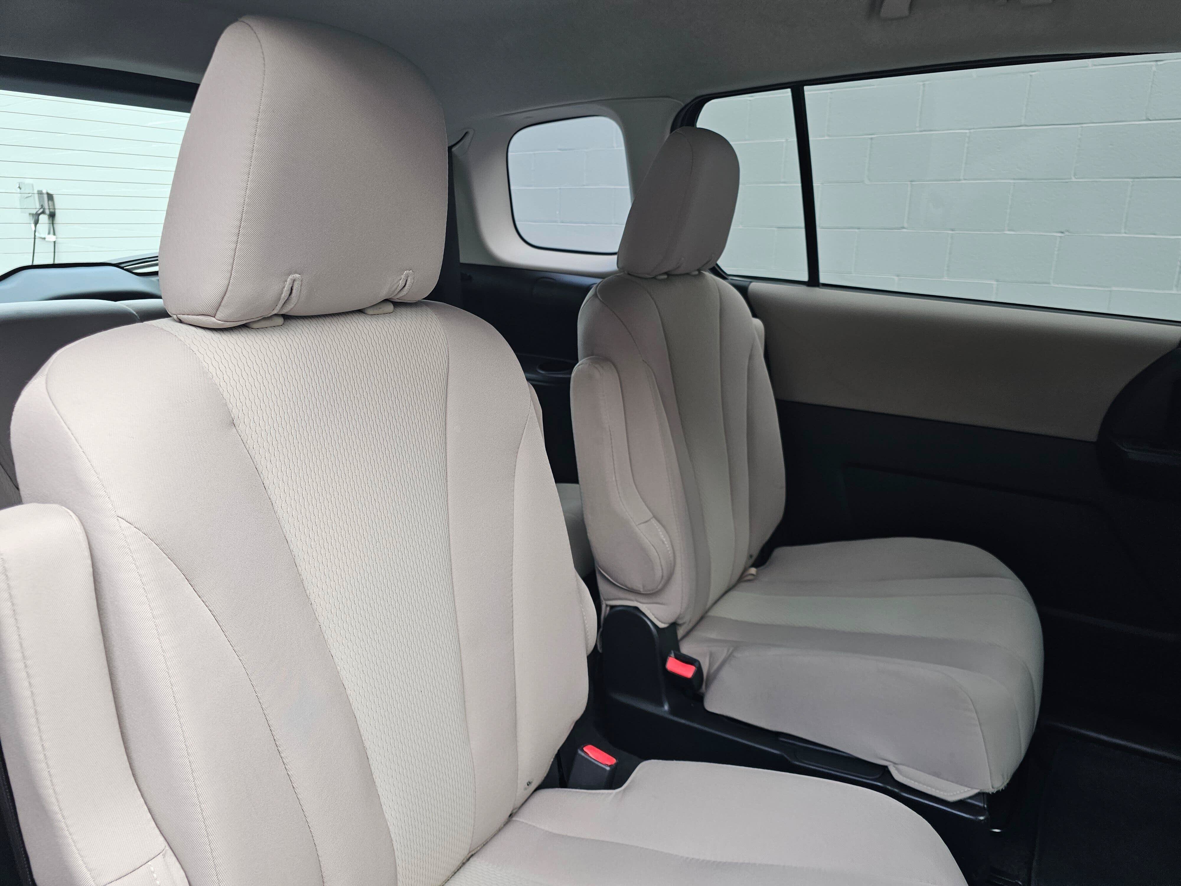 Used 2015 MAZDA MAZDA5 Sport FWD image 14
