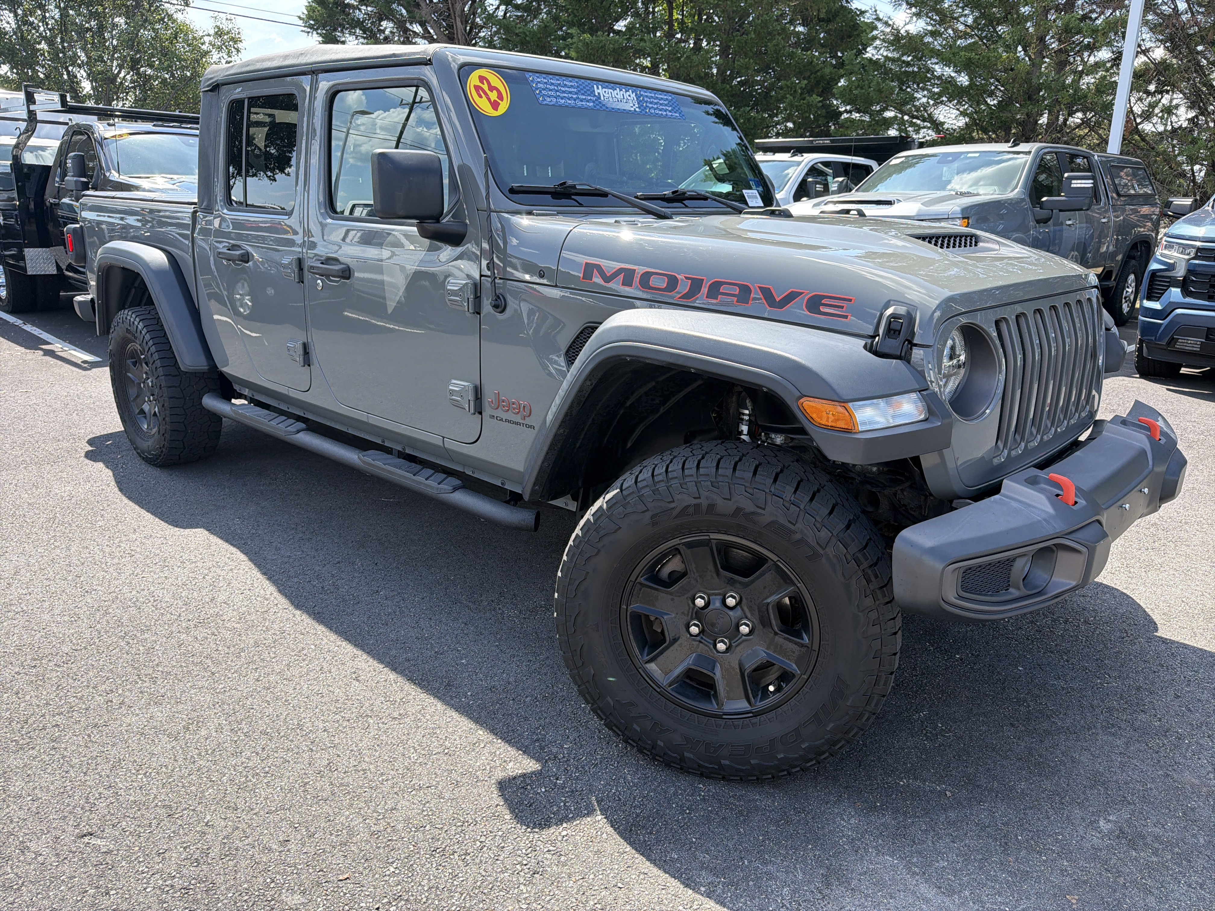 Used 2023 Jeep Gladiator Mojave AWD/4WD image 2