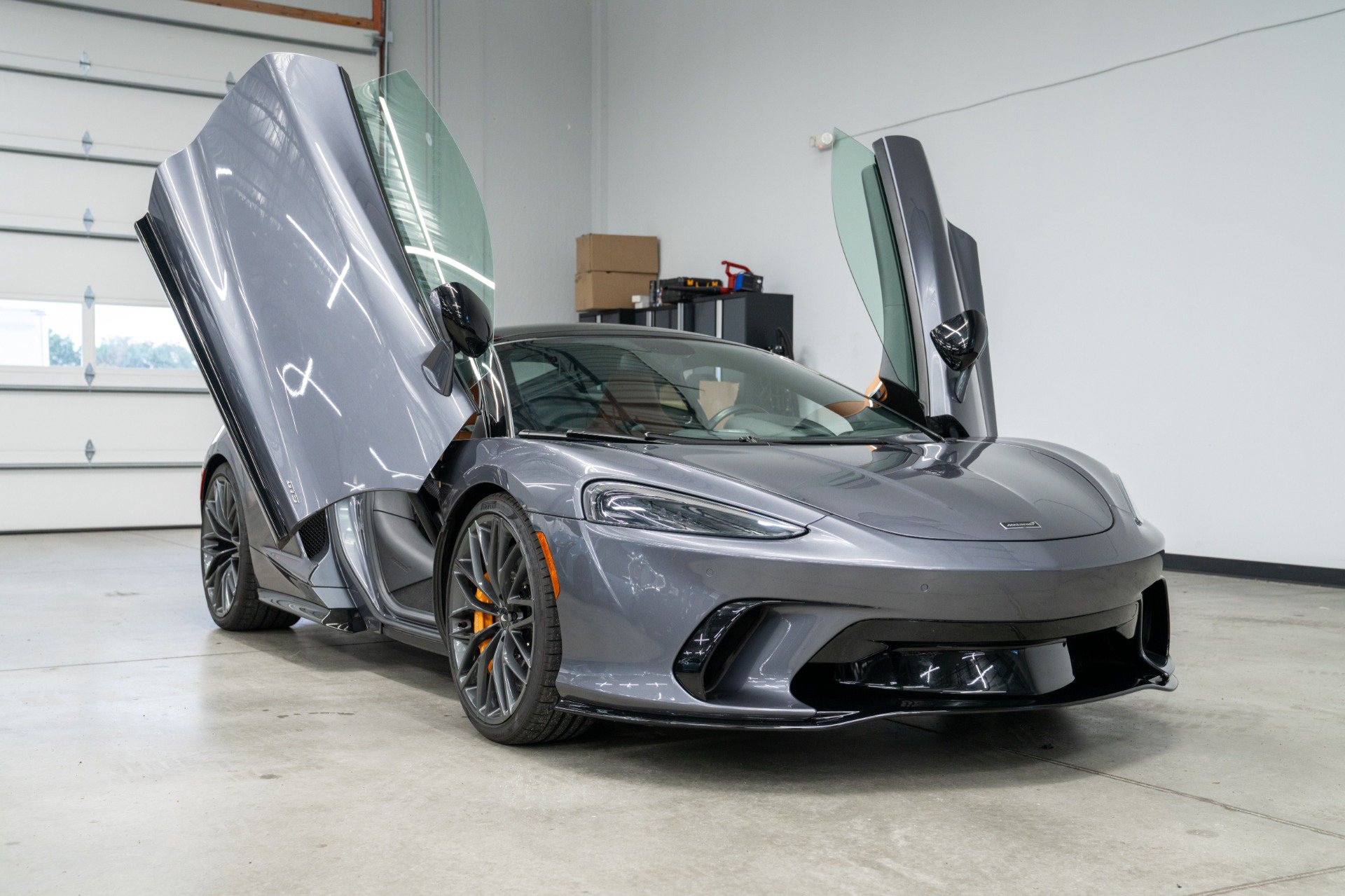 Used 2025 McLaren GTS RWD image 3