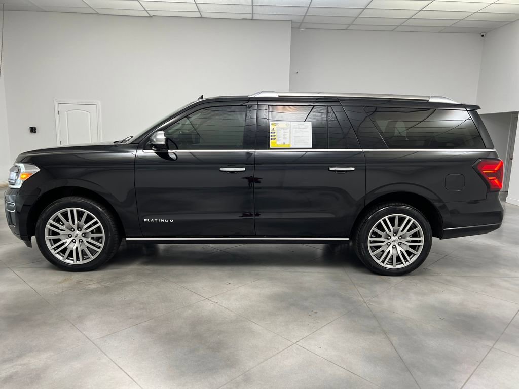 Used 2022 Ford Expedition Max Platinum AWD/4WD image 4