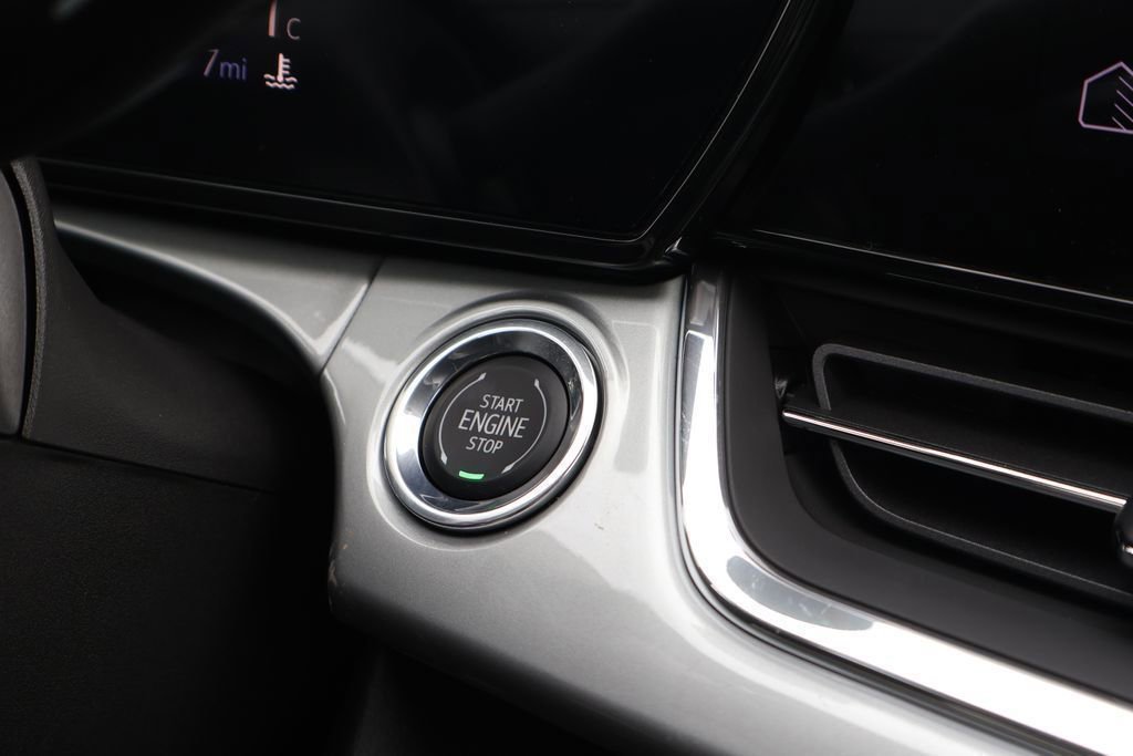 New 2026 Chevrolet Trax LT w/ Driver Confidence Package FWD image 32