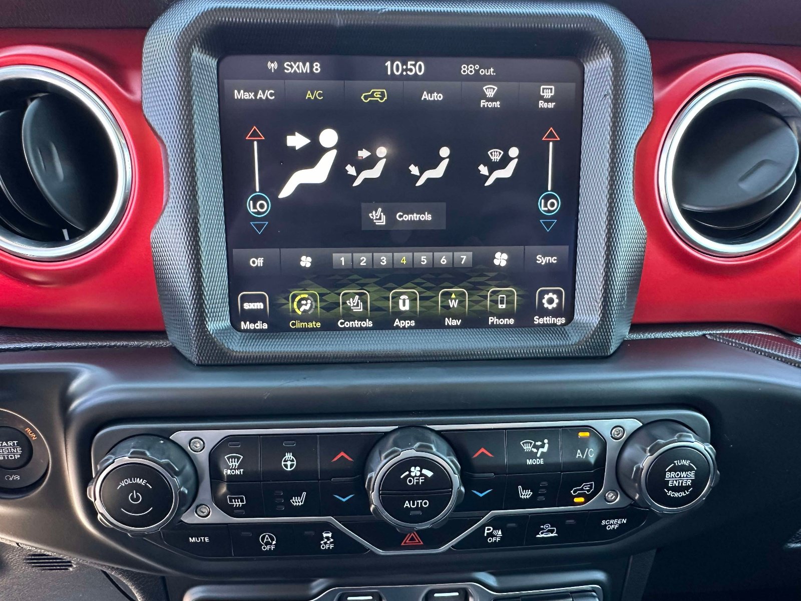 Used 2021 Jeep Wrangler Unlimited Rubicon AWD/4WD image 10