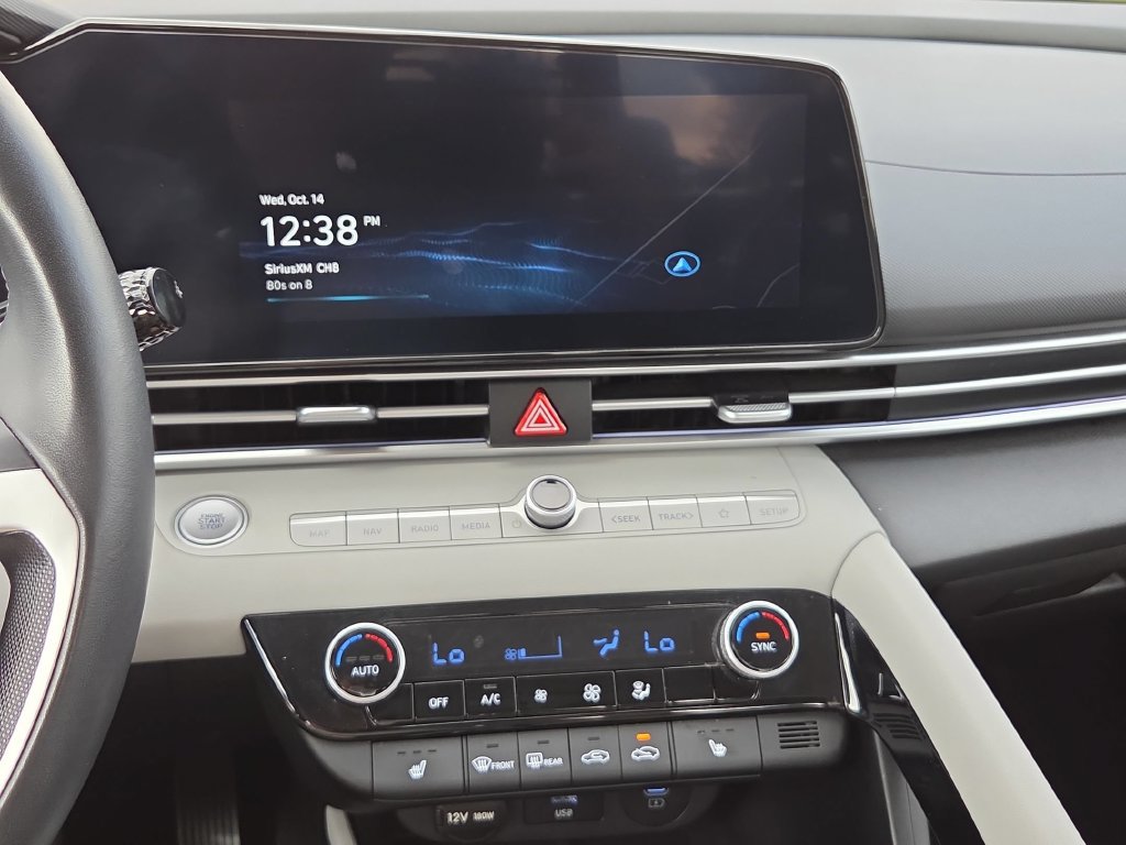 Used 2024 Hyundai Elantra Limited FWD image 22
