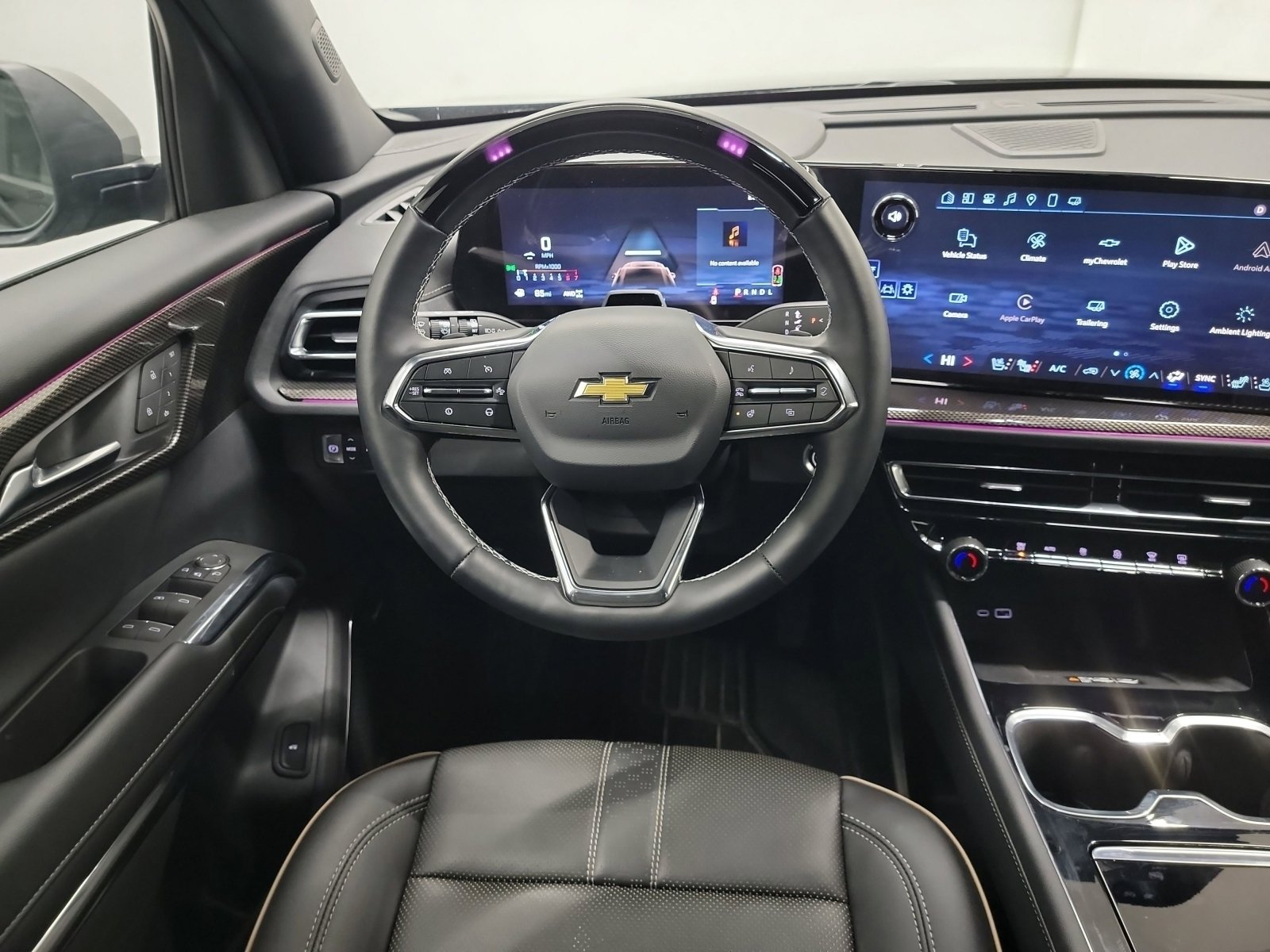 Used 2025 Chevrolet Traverse High Country image 16