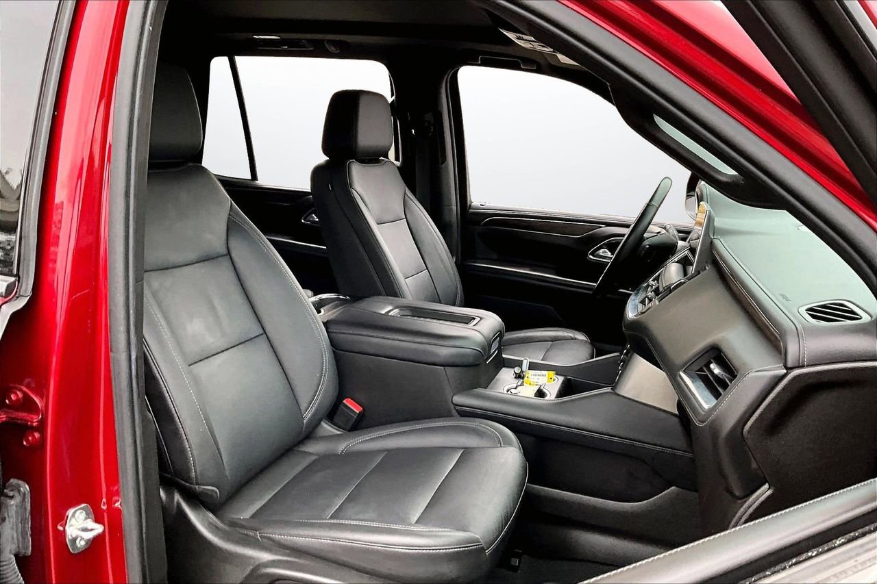 Used 2021 Chevrolet Tahoe Z71 w/ Luxury Package image 23