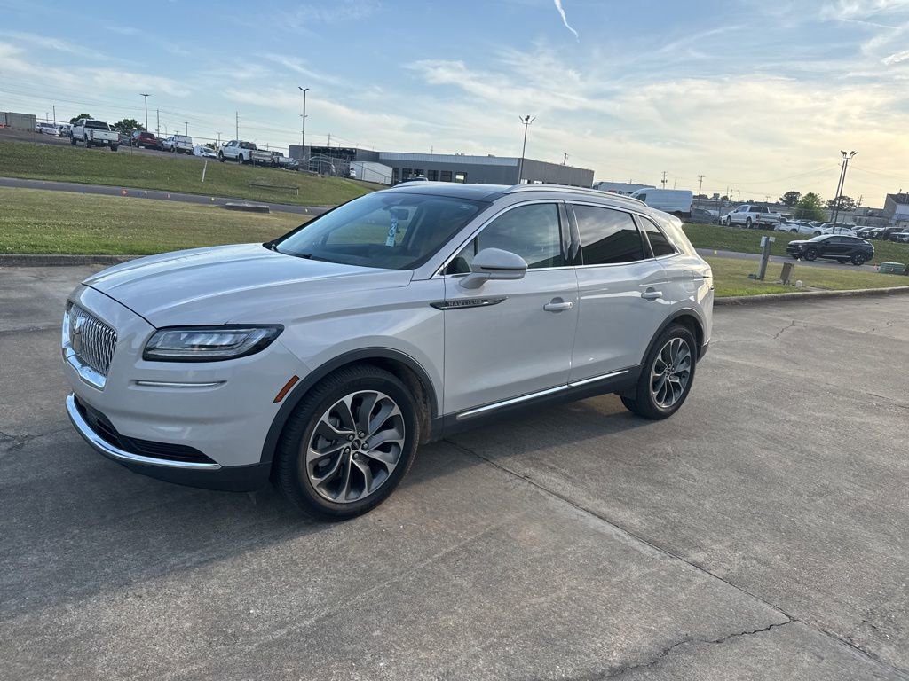 Used 2022 Lincoln Nautilus Reserve FWD image 6