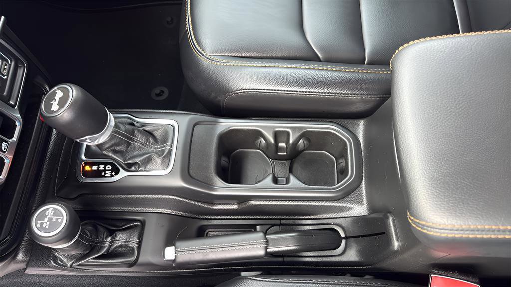 Used 2024 Jeep Wrangler Sahara 4xe image 20