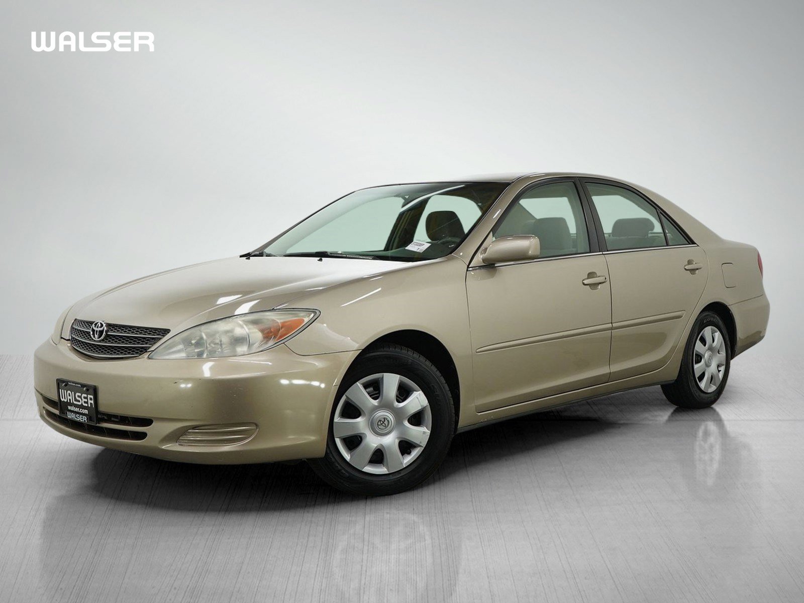 Used 2004 Toyota Camry LE