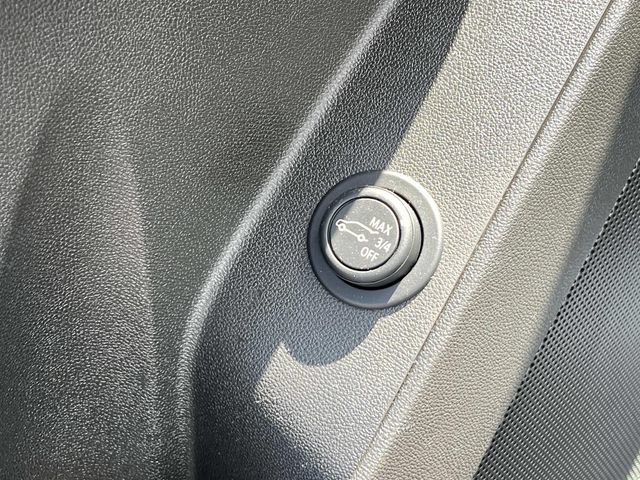 Used 2022 Chevrolet Equinox RS w/ RS Leather Package FWD image 28