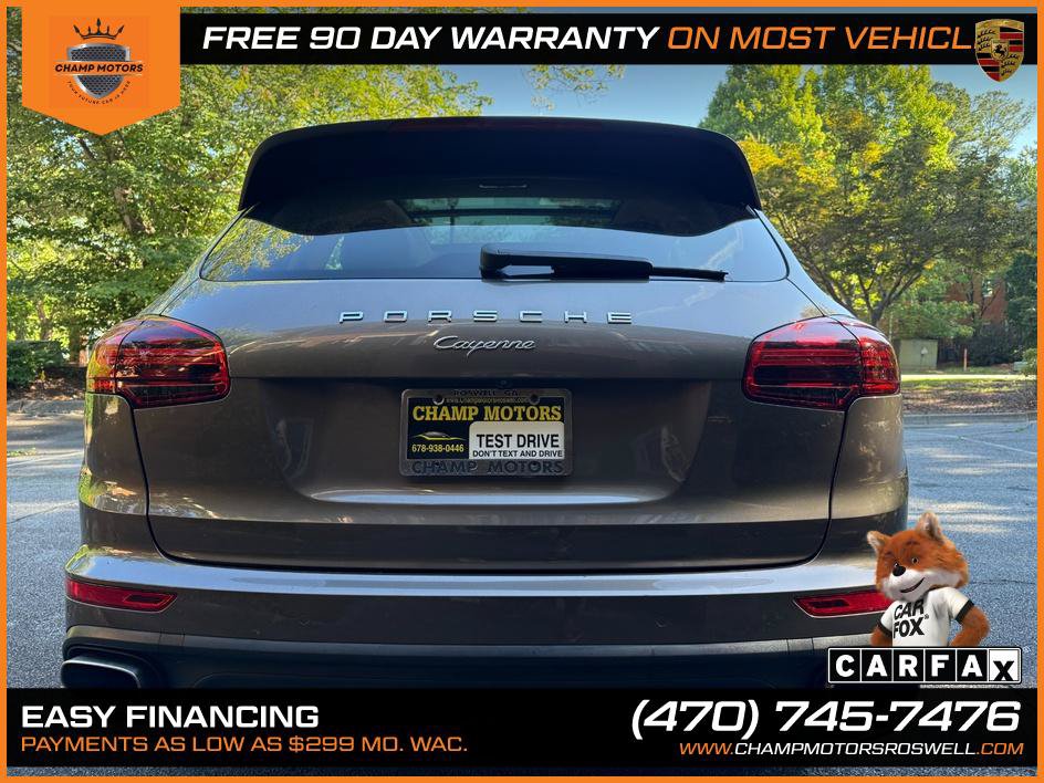 Used 2016 Porsche Cayenne AWD/4WD image 10