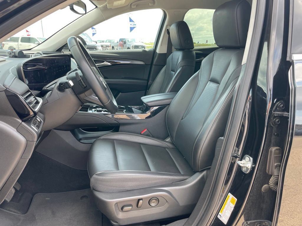 Used 2024 Buick Envision Preferred AWD/4WD image 7