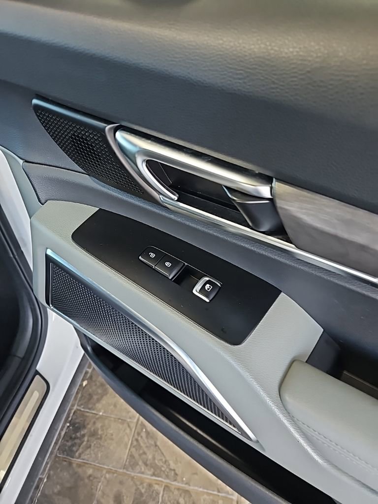 Used 2023 Kia Telluride SX X-Line image 12