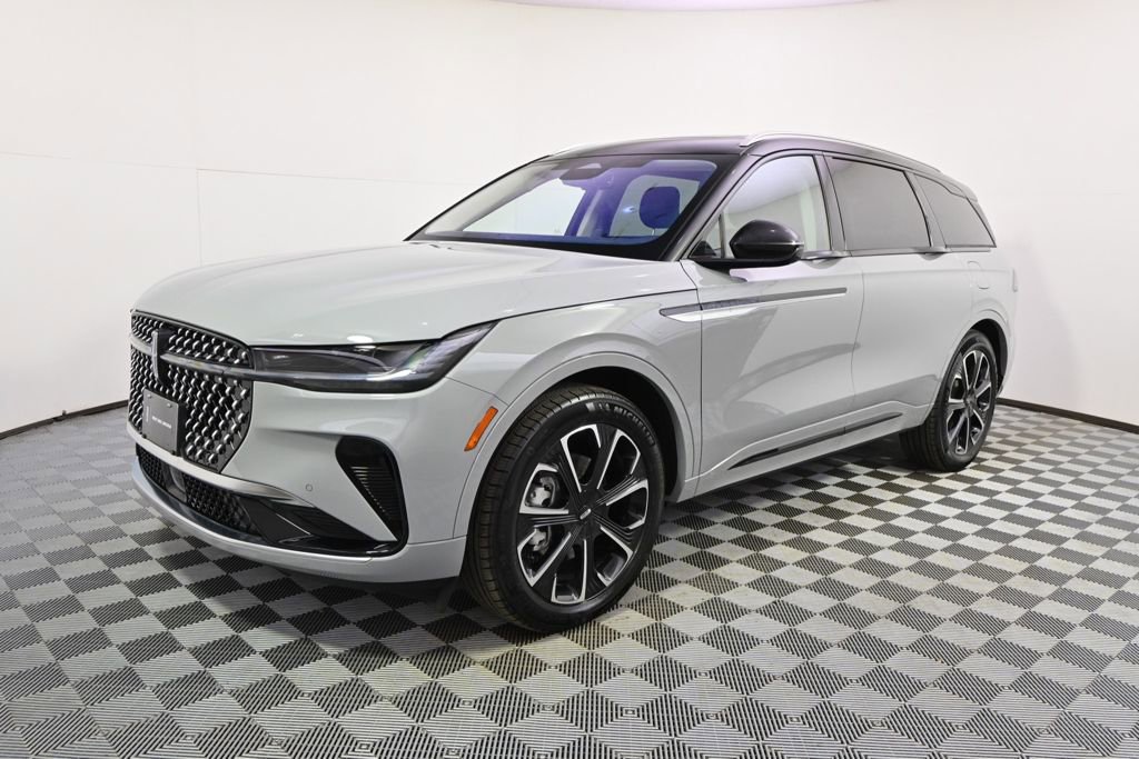 New 2026 Lincoln Nautilus Reserve image 2