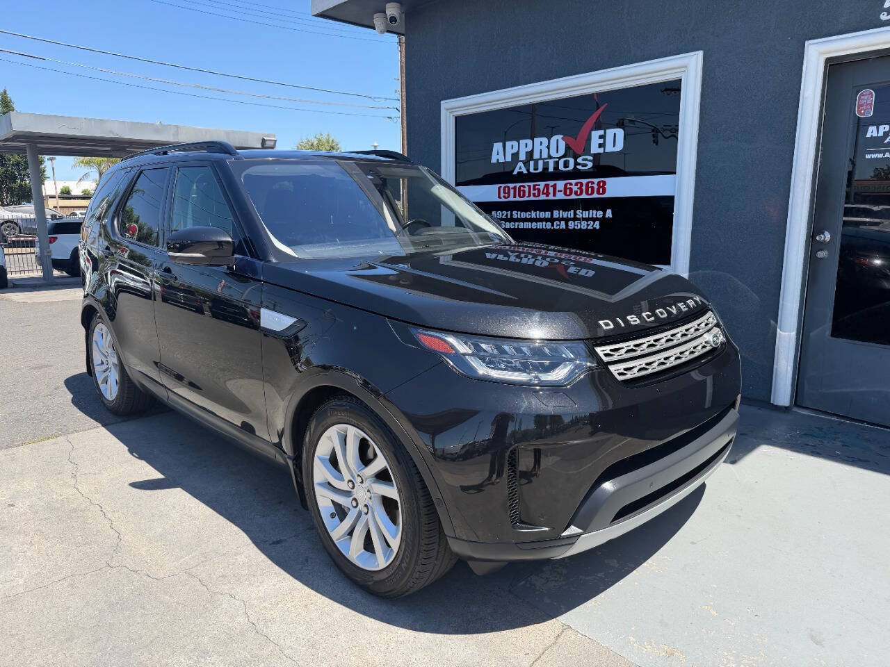 Used 2020 Land Rover Discovery HSE AWD/4WD image 1