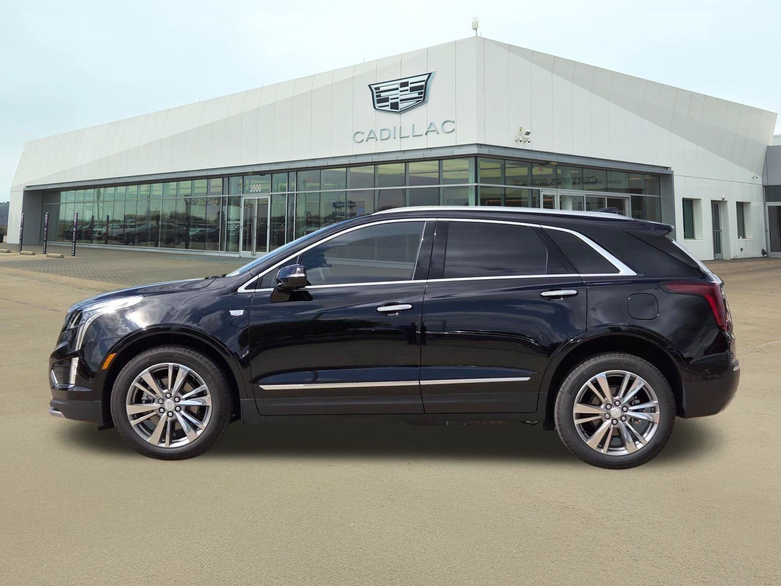 New 2026 Cadillac XT5 Premium Luxury w/ Driver Assist Package AWD/4WD image 3