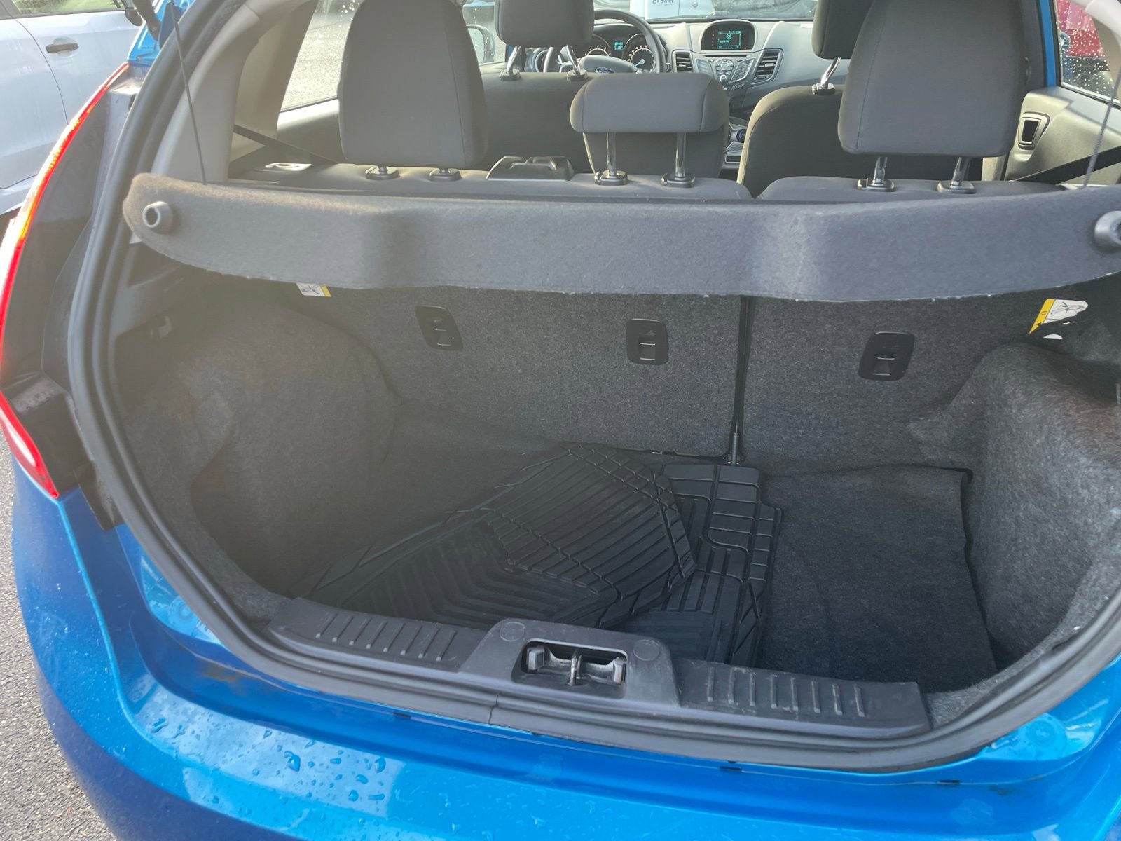 Used 2017 Ford Fiesta SE image 29