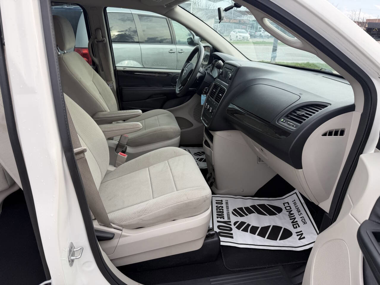 Used 2013 Dodge Grand Caravan American Value Package FWD image 7
