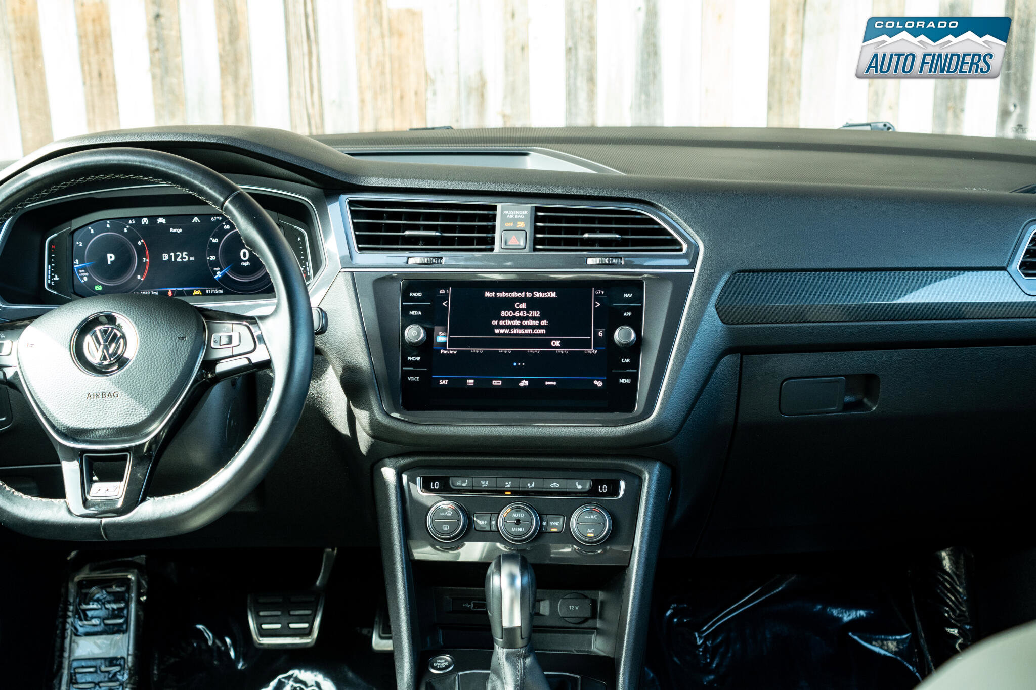 Used 2020 Volkswagen Tiguan SEL Premium R-Line image 19