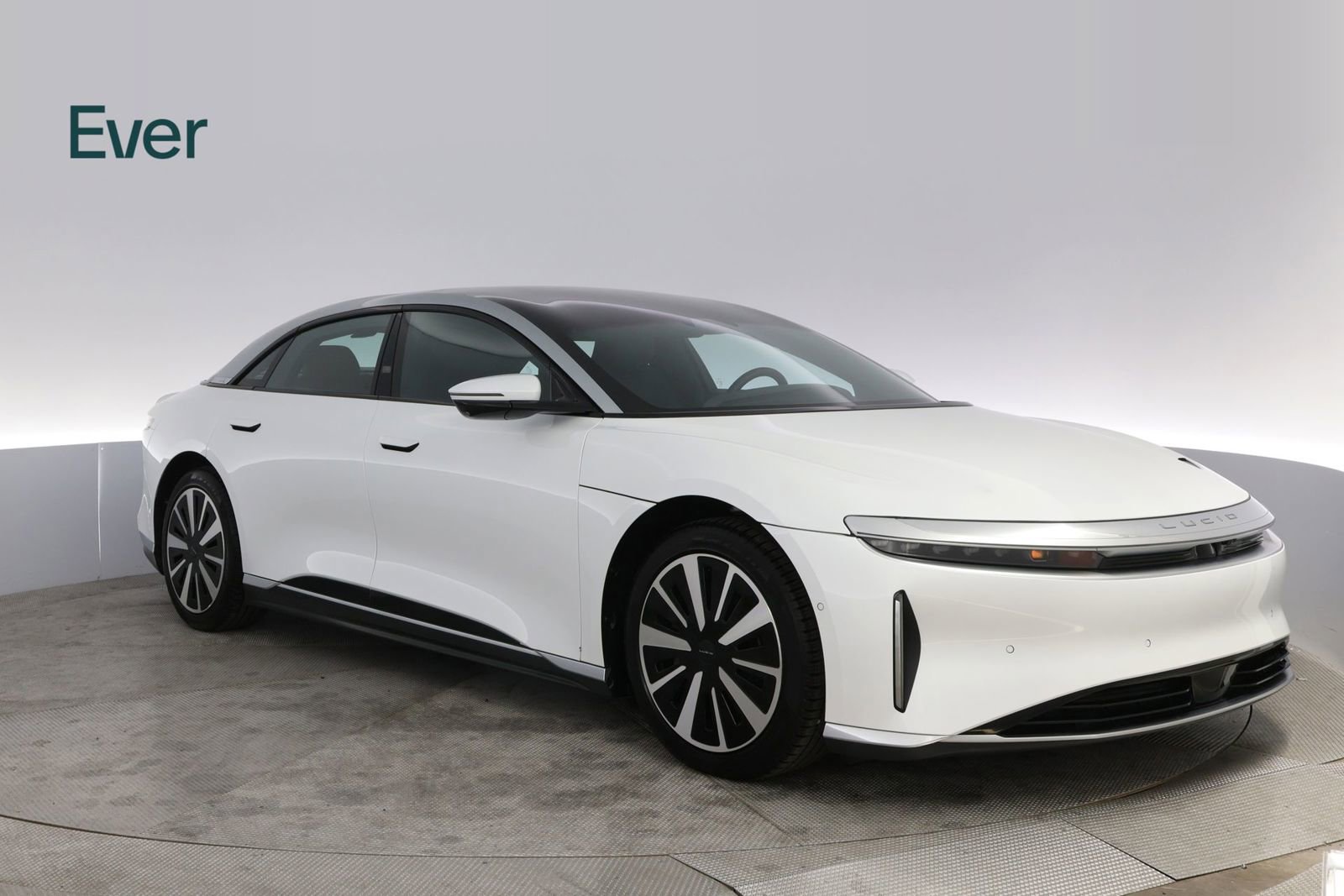 Used 2023 Lucid Air Touring image 13