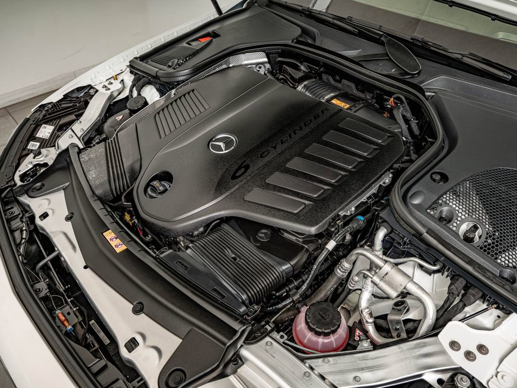 Certified 2022 Mercedes-Benz E 450 4MATIC Sedan image 38