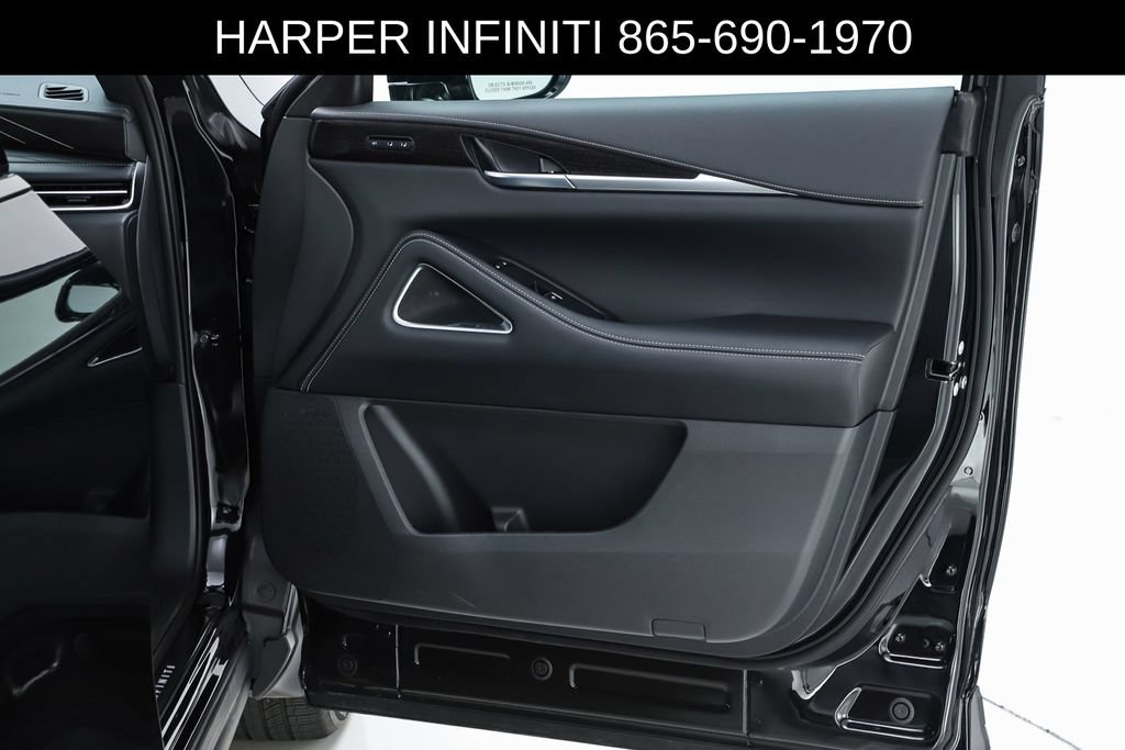 Certified 2026 INFINITI QX60 Autograph w/ Dark Cargo Package AWD/4WD image 32