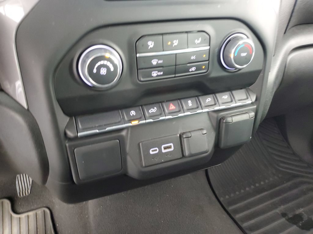 Used 2022 Chevrolet Silverado 1500 Custom RWD image 17