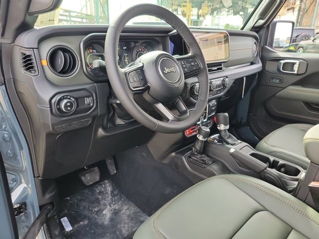 New 2026 Jeep Gladiator Mojave w/ Steel Bumper Group AWD/4WD image 14