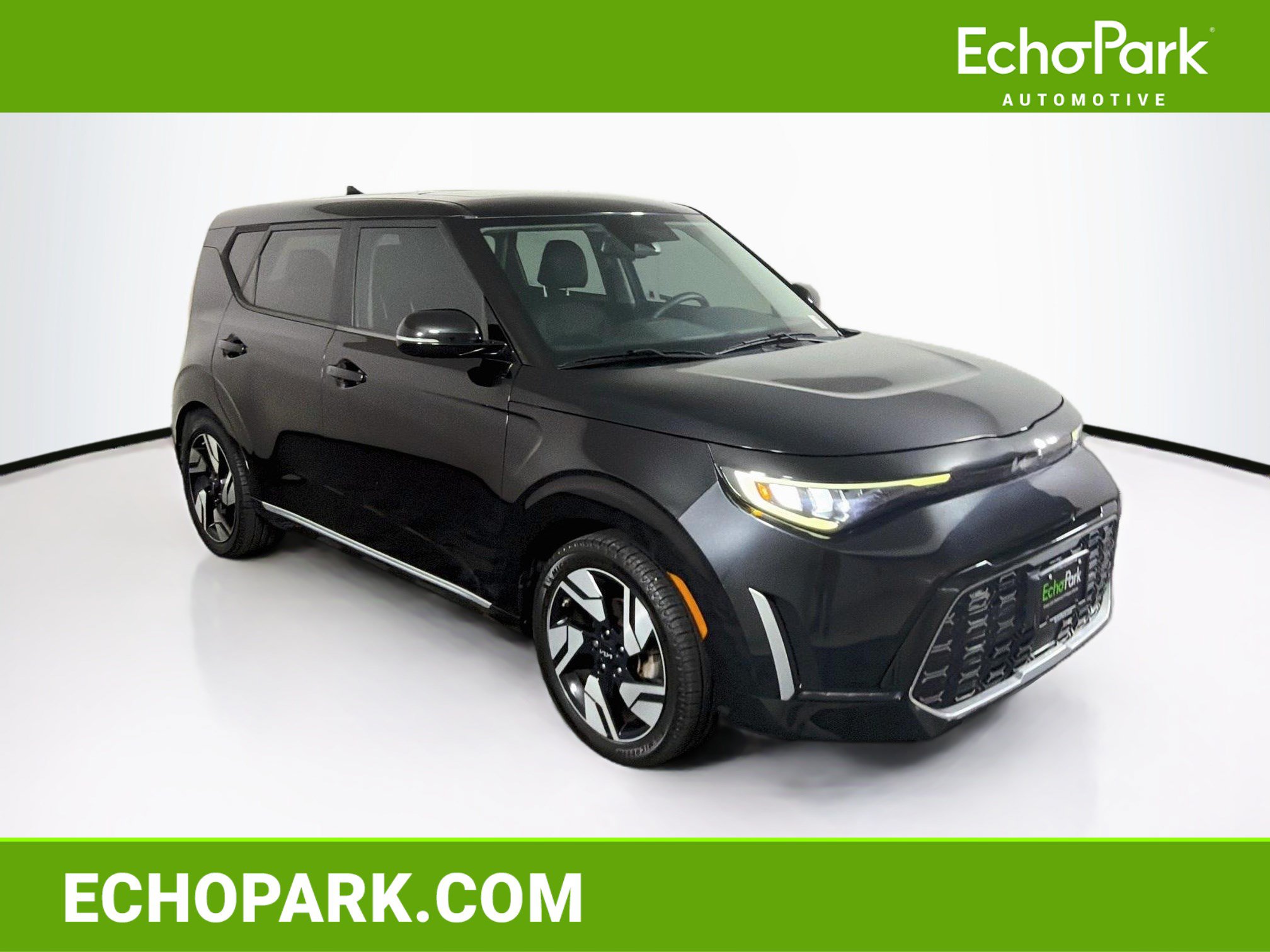 Used 2023 Kia Soul GT-Line w/ GT-Line Technology Package FWD image 1