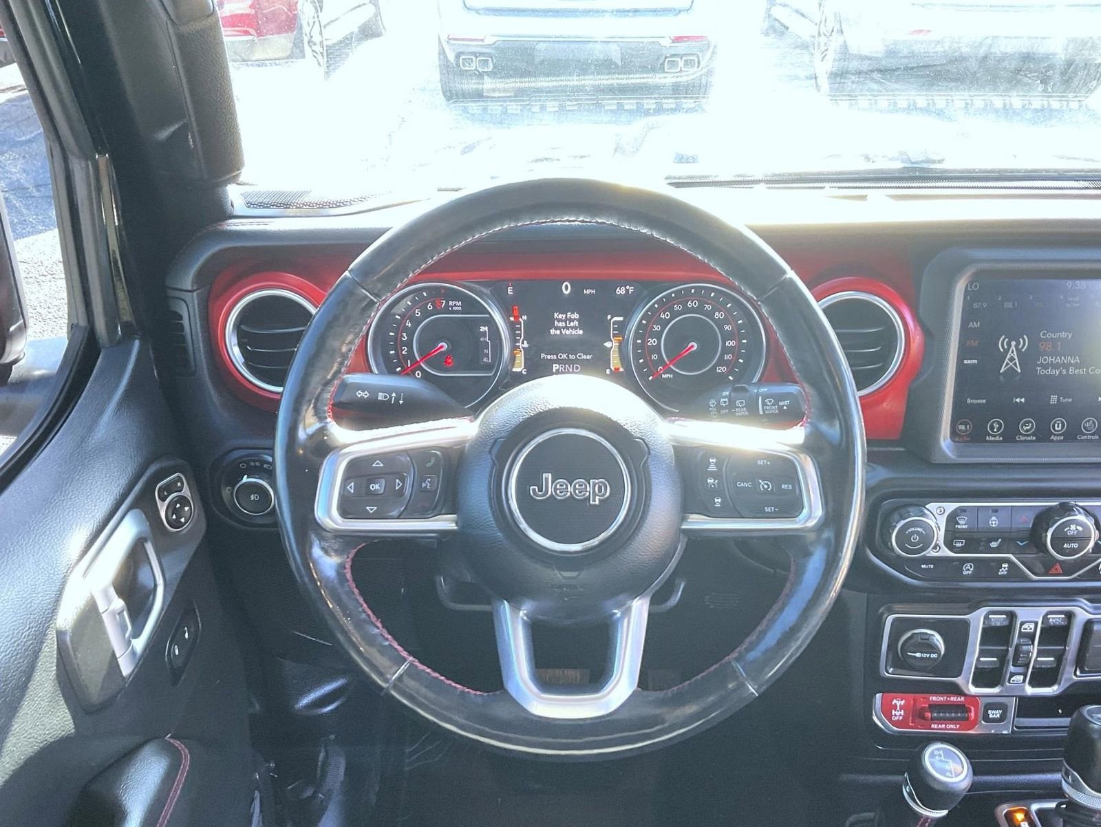 Used 2019 Jeep Wrangler Unlimited Rubicon w/ Dual Top Group AWD/4WD image 11
