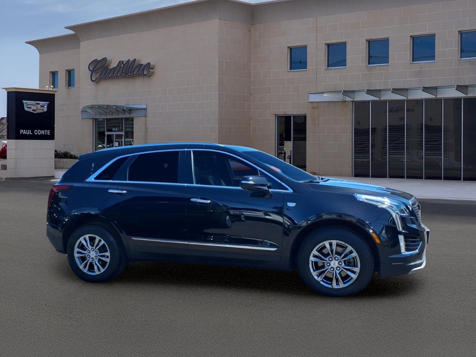 Certified 2023 Cadillac XT5 Premium Luxury AWD/4WD image 4