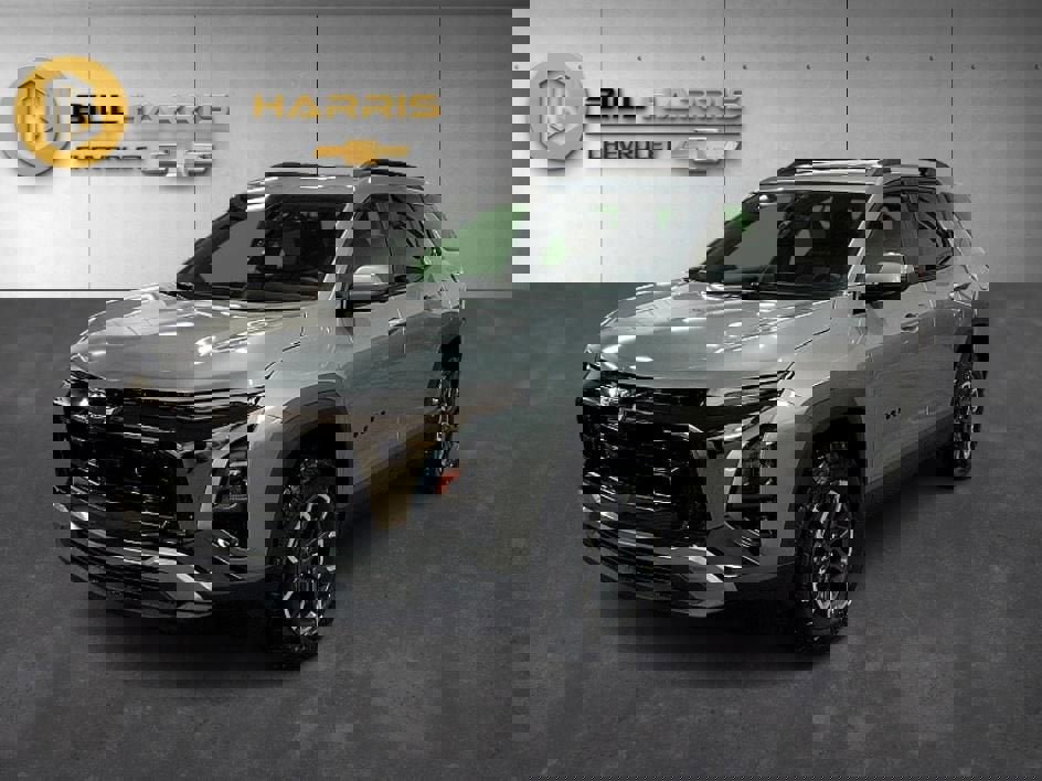 New 2026 Chevrolet Equinox ACTIV w/ Convenience Package III image 2