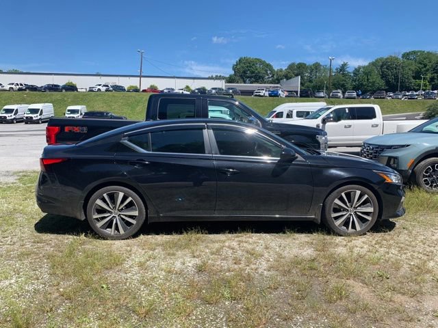 Used 2019 Nissan Altima 2.5 SR FWD image 8