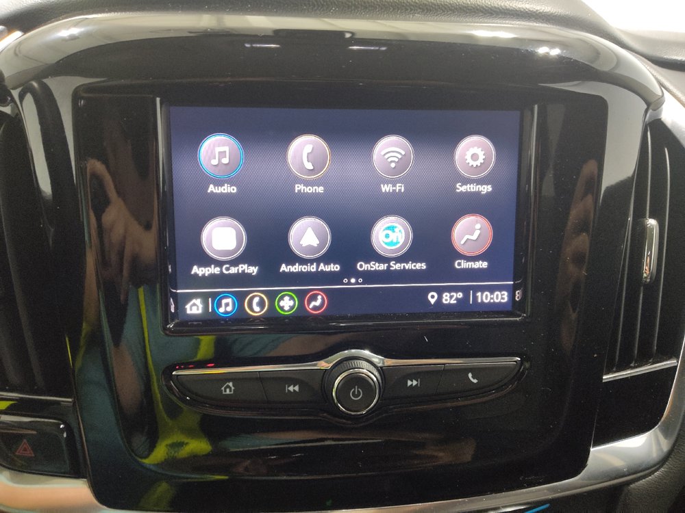 Used 2021 Chevrolet Traverse LS FWD image 25