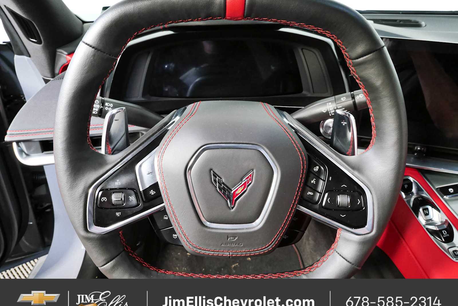 Used 2025 Chevrolet Corvette Z06 RWD image 9