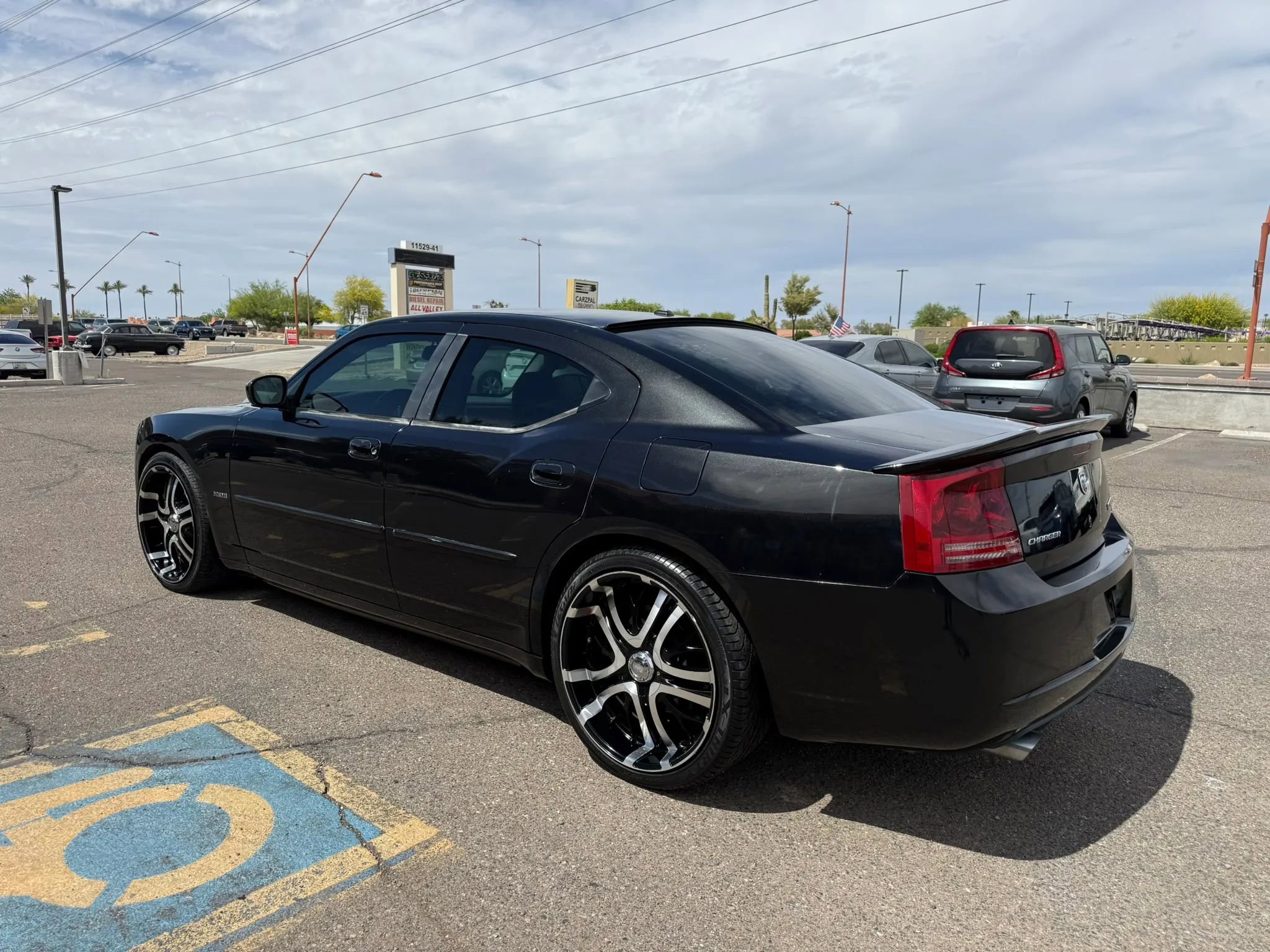 Used 2006 Dodge Charger SRT8 w/ SRT Option Group III image 7