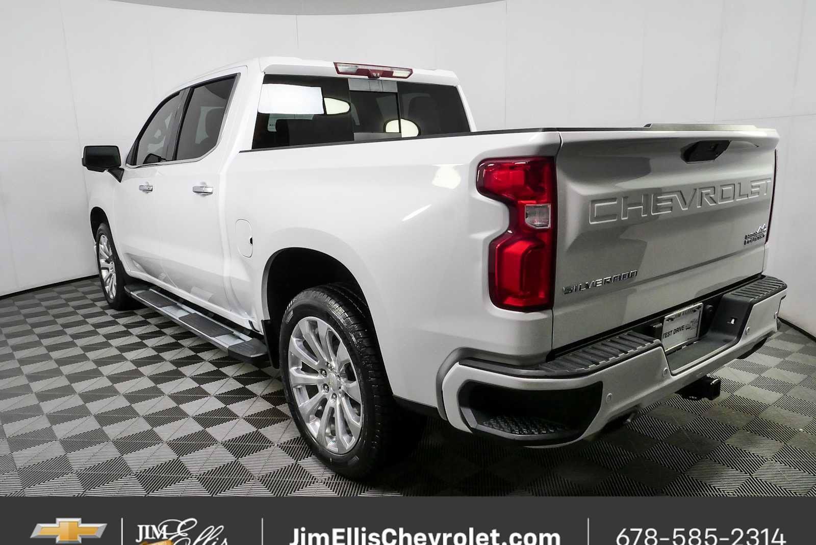Certified 2021 Chevrolet Silverado 1500 High Country w/ Technology Package AWD/4WD image 29