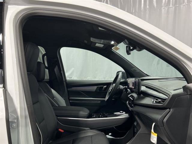 New 2026 Buick Enclave Preferred w/ LPO, Floor Liner Package image 9