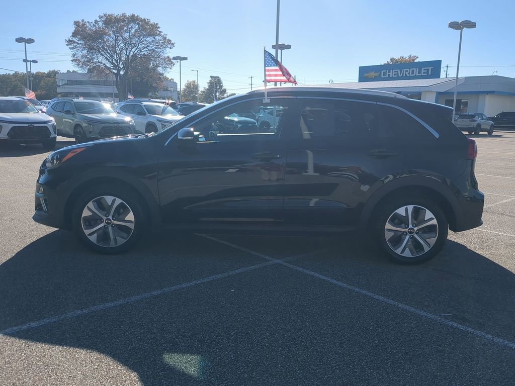 Used 2021 Kia Niro EX w/ Cold Weather Package image 5
