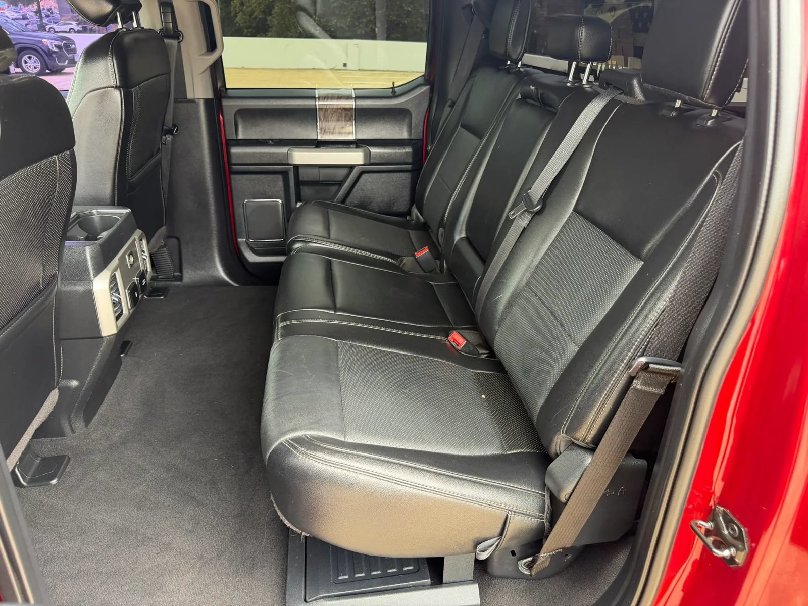Used 2019 Ford F250 Lariat w/ Chrome Package AWD/4WD image 5