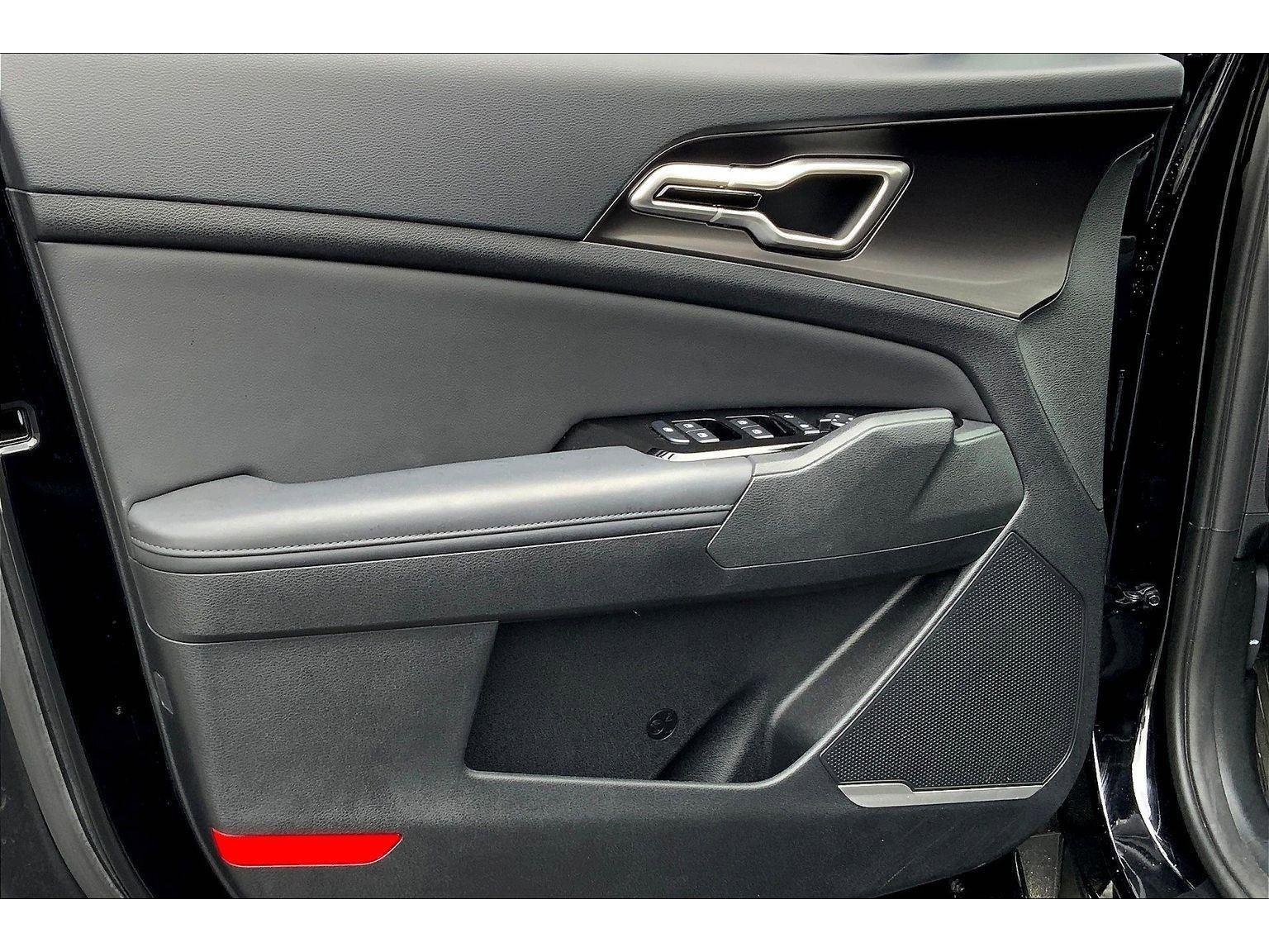 Used 2023 Kia Sportage EX image 20