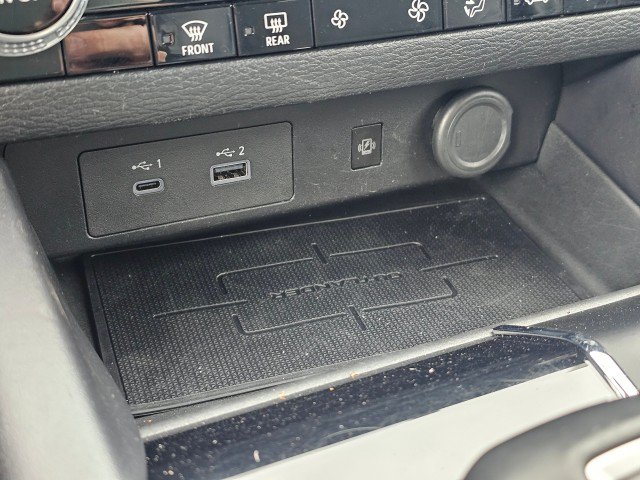 Used 2024 Mitsubishi Outlander SE AWD/4WD image 37