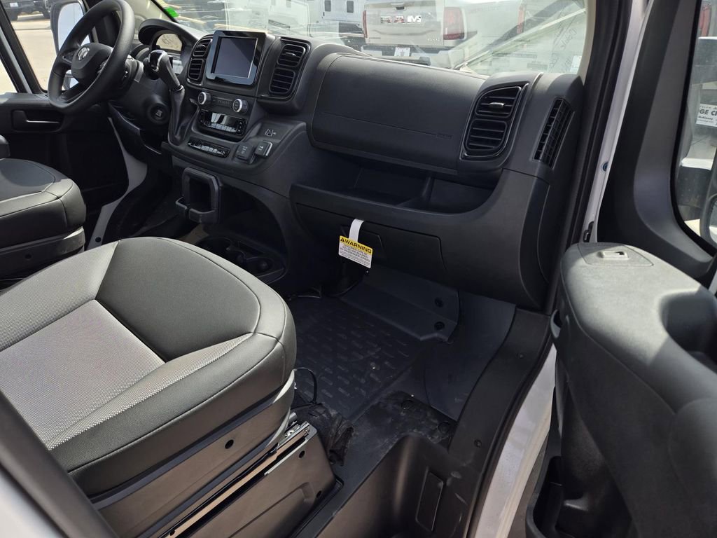 New 2025 RAM ProMaster 3500 w/ Roll-Up Rear Door Package image 7