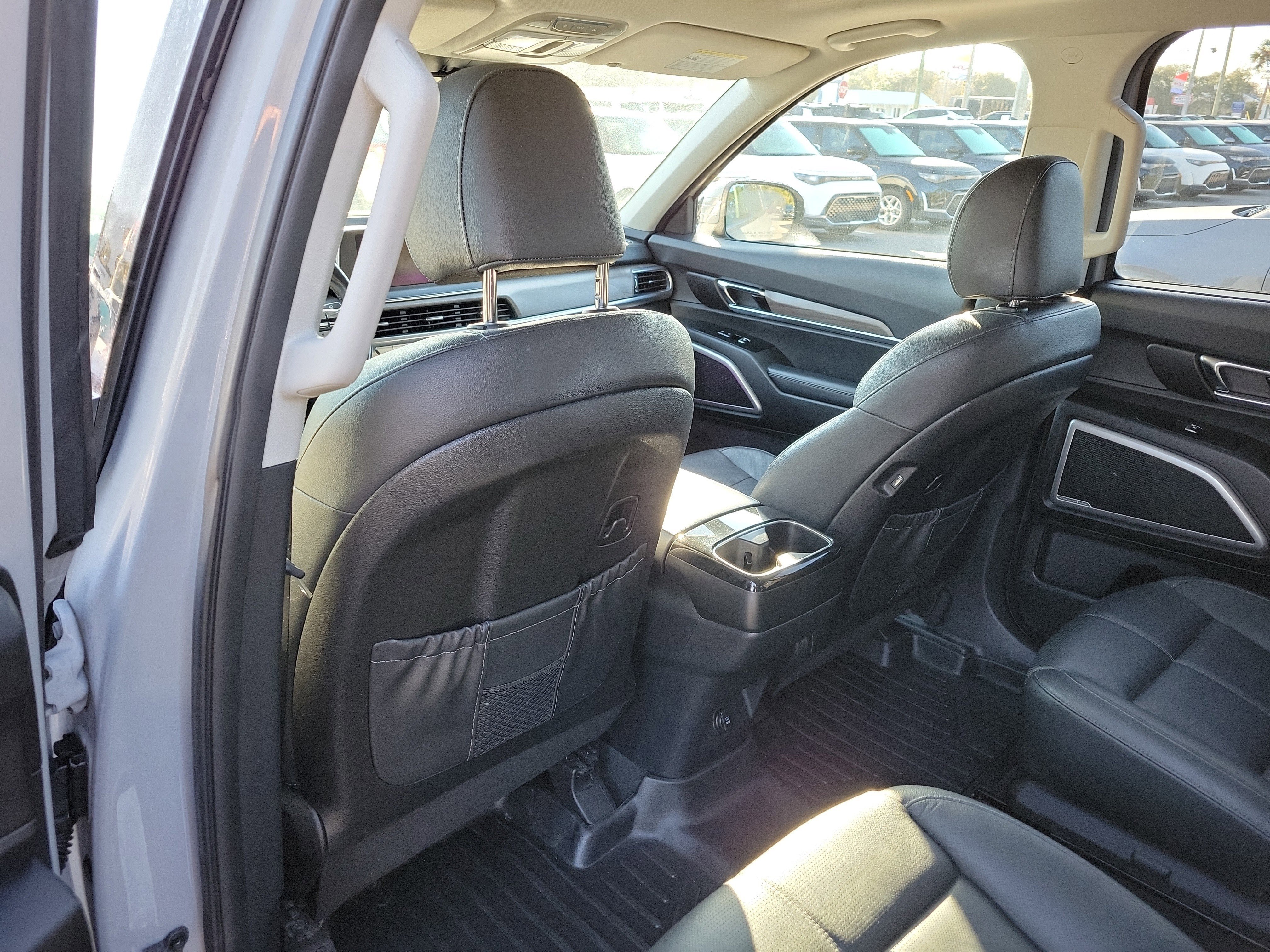 Used 2021 Kia Telluride EX w/ EX Premium Package image 17