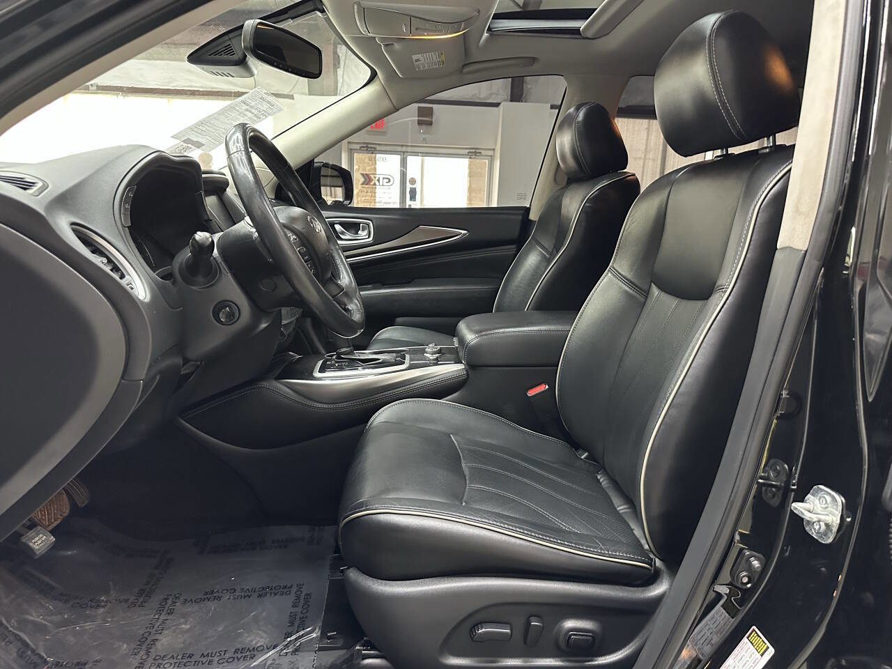 Used 2019 INFINITI QX60 Luxe w/ Essential Package image 11