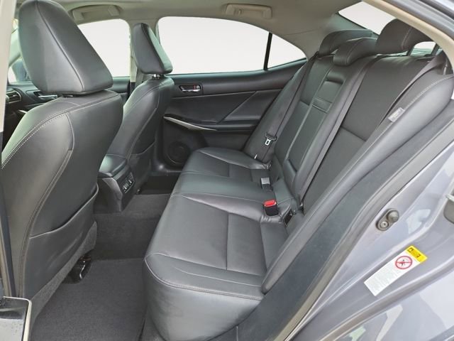 Used 2016 Lexus IS 200t image 13