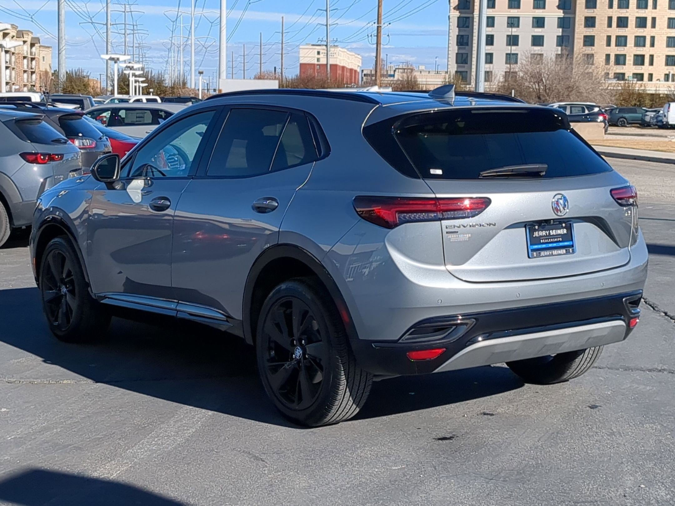 Used 2023 Buick Envision Preferred w/ Sport Touring Package image 4